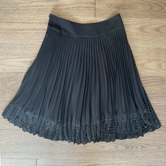 Holiday/NYE skirt!! - Lucian Matis pleated skirt with beaded trim - Picture 1 of 7